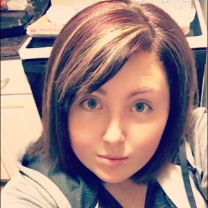 Meet your Posher, Kylee