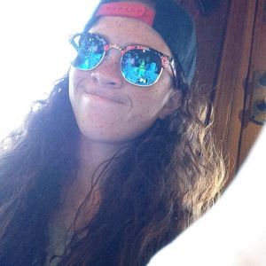 Meet your Posher, Joany