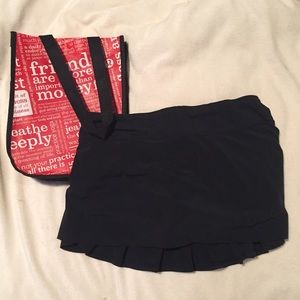 Black Lululemon running / tennis skirt! Size 6