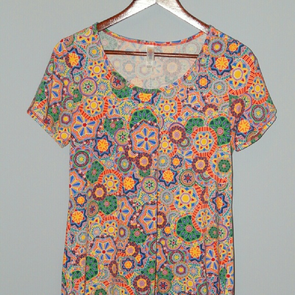 LuLaRoe Classic Tee