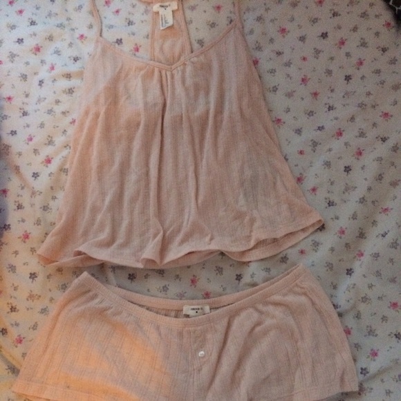 SOLD Baby pink pajama / lounge two piece