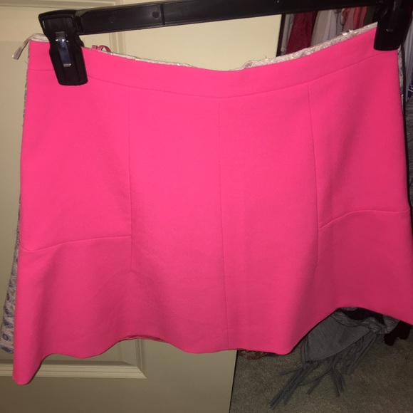 😻 Hot pink work skirt