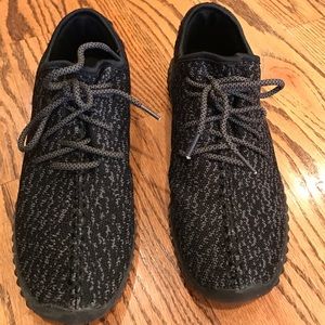 Knock off yeezys