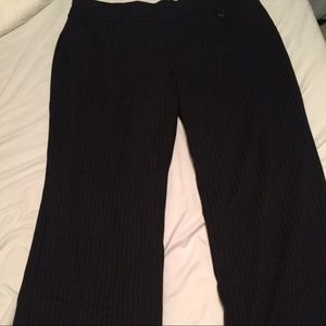 New York and Company Pull On Pants