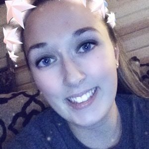 Meet your Posher, Candice