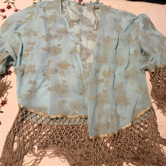 Reposhing - cardigan daytrip size M