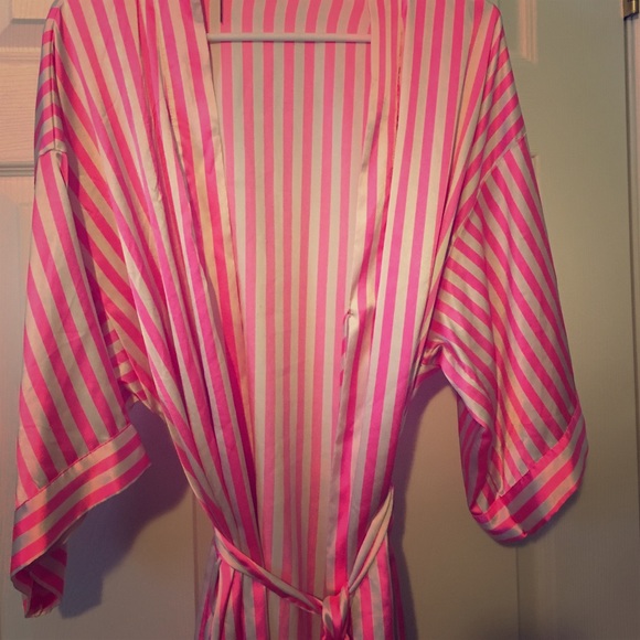 Victoria's Secret robe