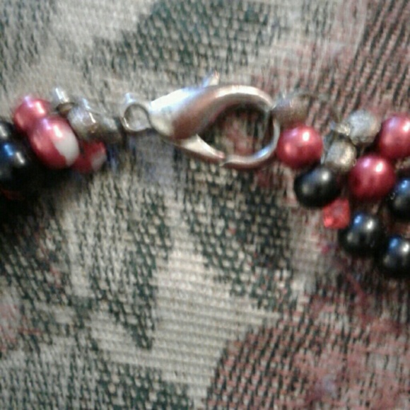 Necklace - Picture 4 of 4