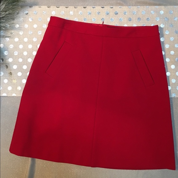 Mario Serrani Dresses & Skirts - Bright Red Mario Serrani Midi Skirt. Size 10. 19"