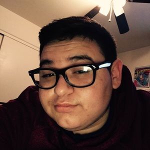 Meet your Posher, Ernesto