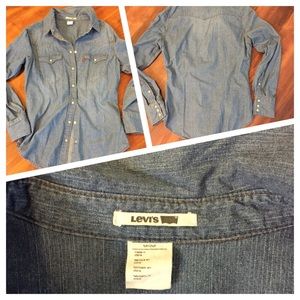 Levi's denim shirt -size small