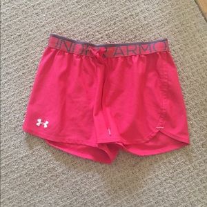 !!SALE!! UNDER ARMOUR coral running shorts