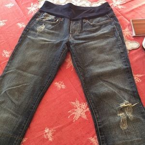 Joe's Jeans Maternity Capris, size 28