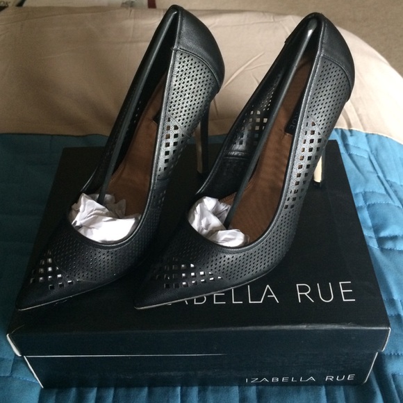 Woman's shoes