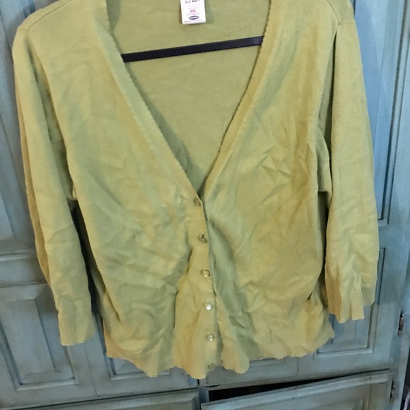 Old Navy cardigan