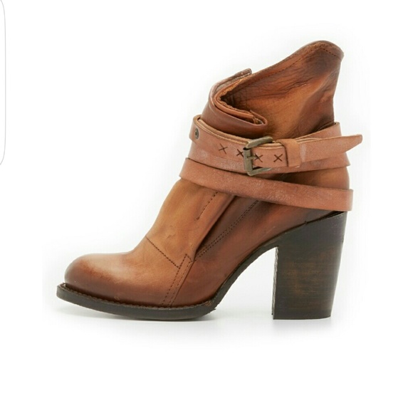 ❌SOLD❌Freebird Blaze - Picture 2 of 3