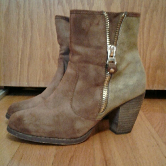 Ankle boots