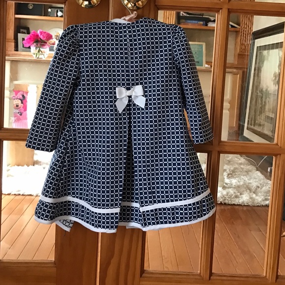 Beautiful matching overlay dress and coat - Picture 2 of 4