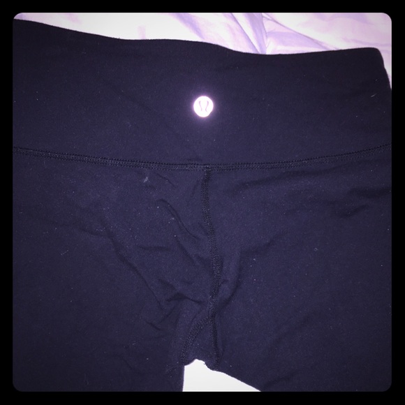 Lululemon leggings size 4