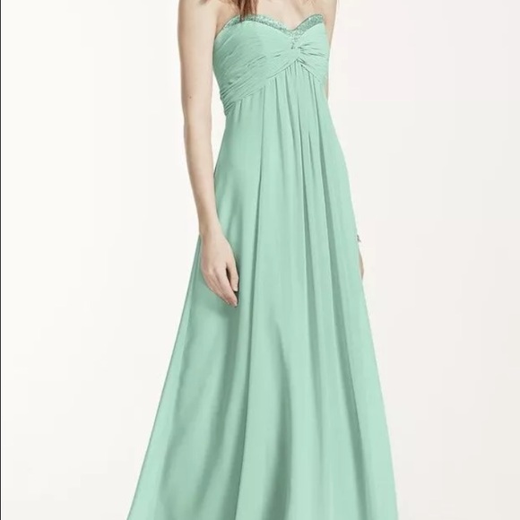 David's Bridal bridesmaid dress F14867 - Picture 1 of 4