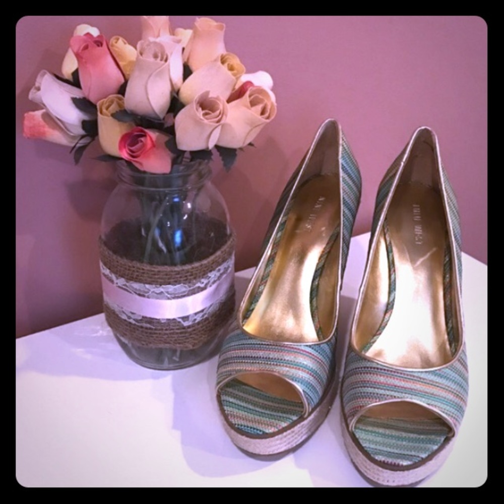 Nine West Mint Green Sparkle Wedge