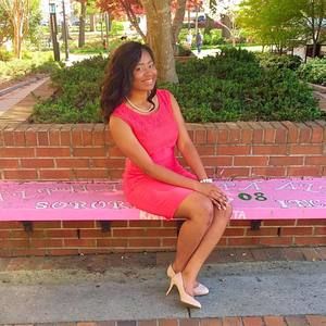 Meet your Posher, Simone