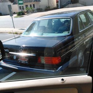 Meet your Posher, Leon