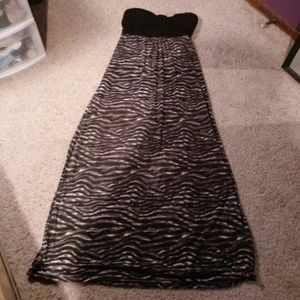 Strapless dress