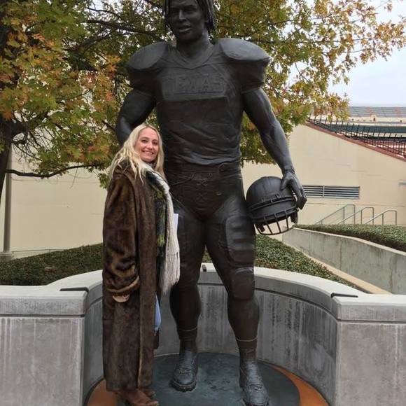 Meet your Posher, Ashby - Picture 1 of 1