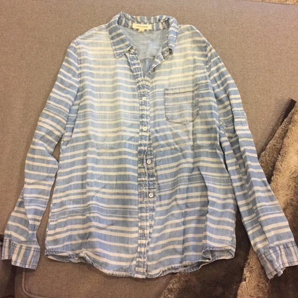 Forever 21 Tops - New forever21 denim button down size M