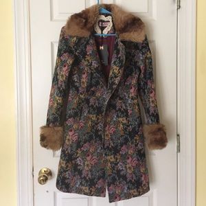 NWT Miss Patina London coat with faux fur trim