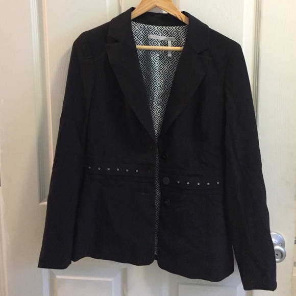 Black Blazer