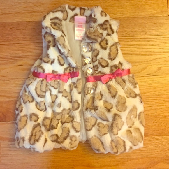 Lux faux fur vest
