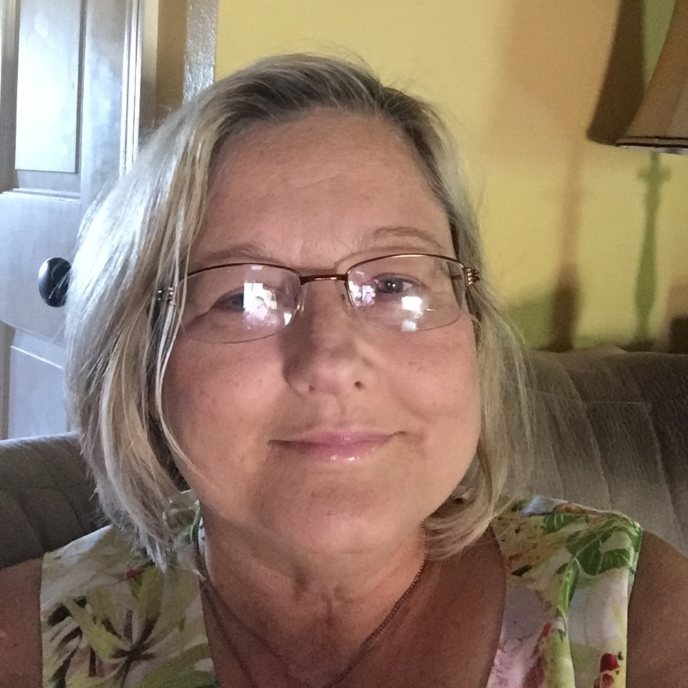 Meet your Posher, Victoria