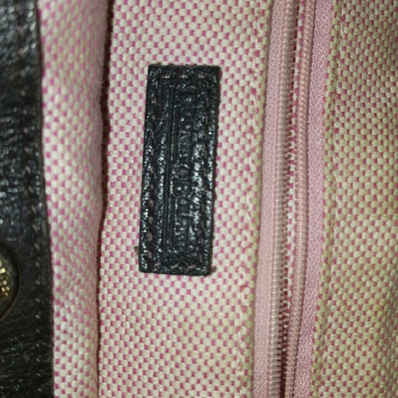 Dooney & Bourke bag - Picture 3 of 4