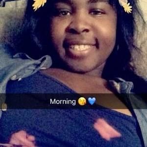 Meet your Posher, Alicia