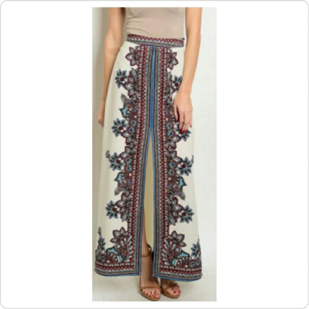 Cream maxi skirt with burgundy print. - Picture 1 of 4