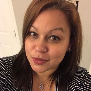 Meet your Posher, Elia