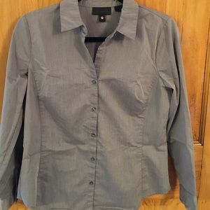 ❌ SOLD ❌ Stretch fitted dress shirt