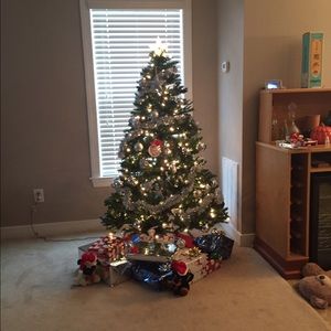 Meet your Posher, Yunjoo