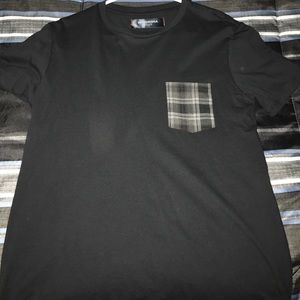 Moshuma Tshirt pattern pocket