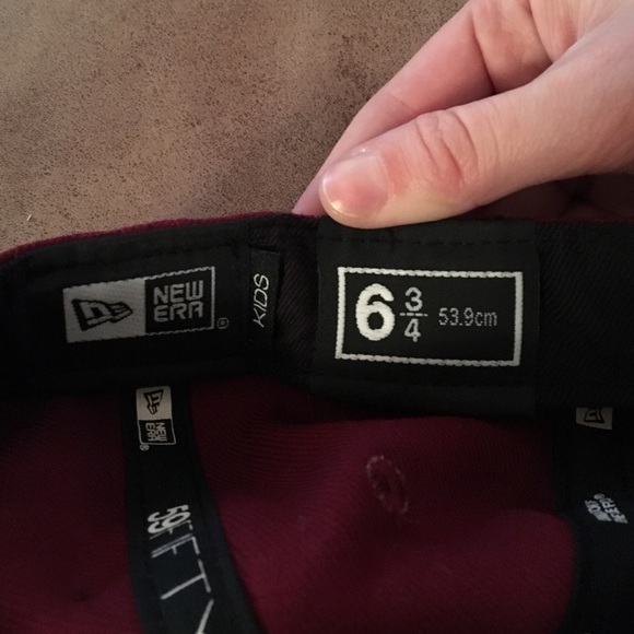 NEW Yankees New Era Kids Hat 59/50 - Picture 4 of 4