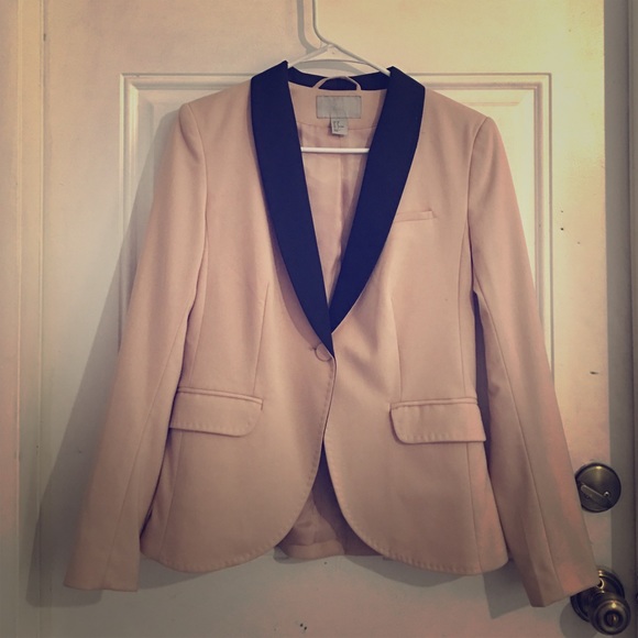 Classic Baby Pink Blazer