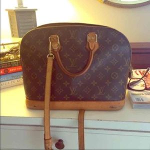 Louis Vuitton Alma