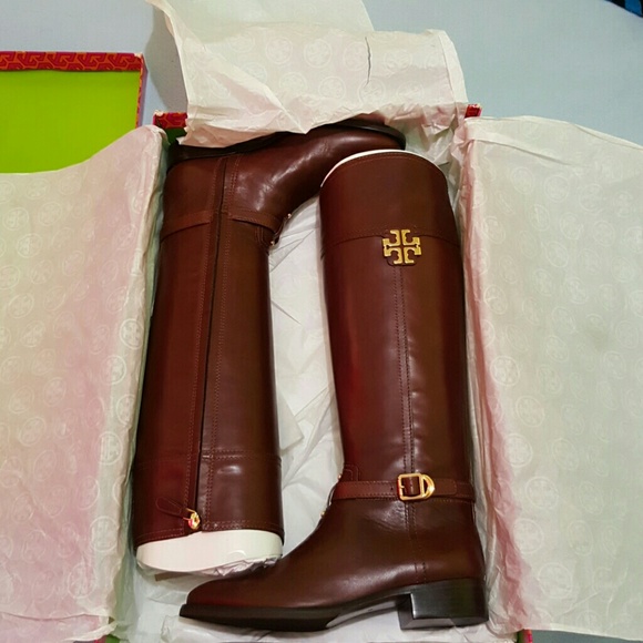 SOLD....NIB TORY BURCH ELOISE RIDING BOOTS  SZ8