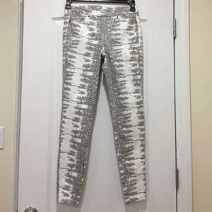 Vera wang simplyvera JEGGINGS brand new!