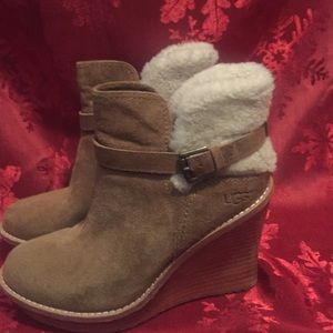 Ugg W Anais size 8
