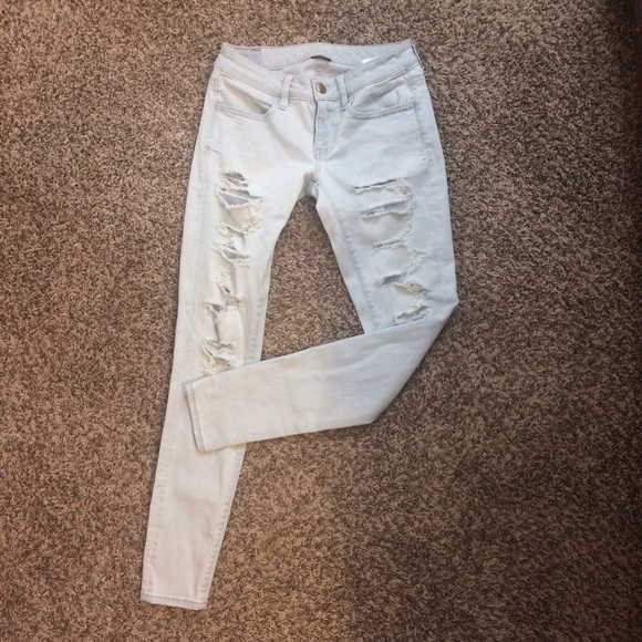American Eagle distressed extra low jeggings