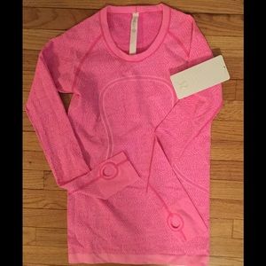 NWT LuluLemon Swiftly Tech LS Crew size 6