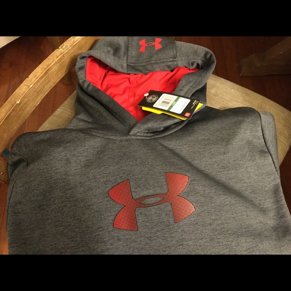 UNDER ARMOUR HOODED SWEATSHIRT